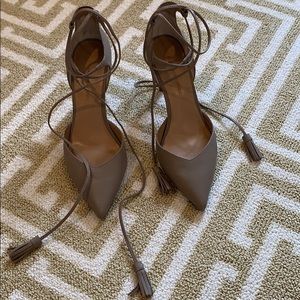 Banana republic taupe heels size 7